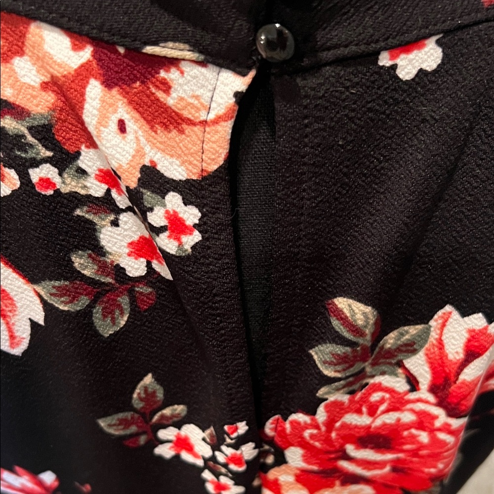 Women’s Floral Halter Dress Black Red Rose Print A-Line Sleeveless Keyhole Back - Picture 7 of 8